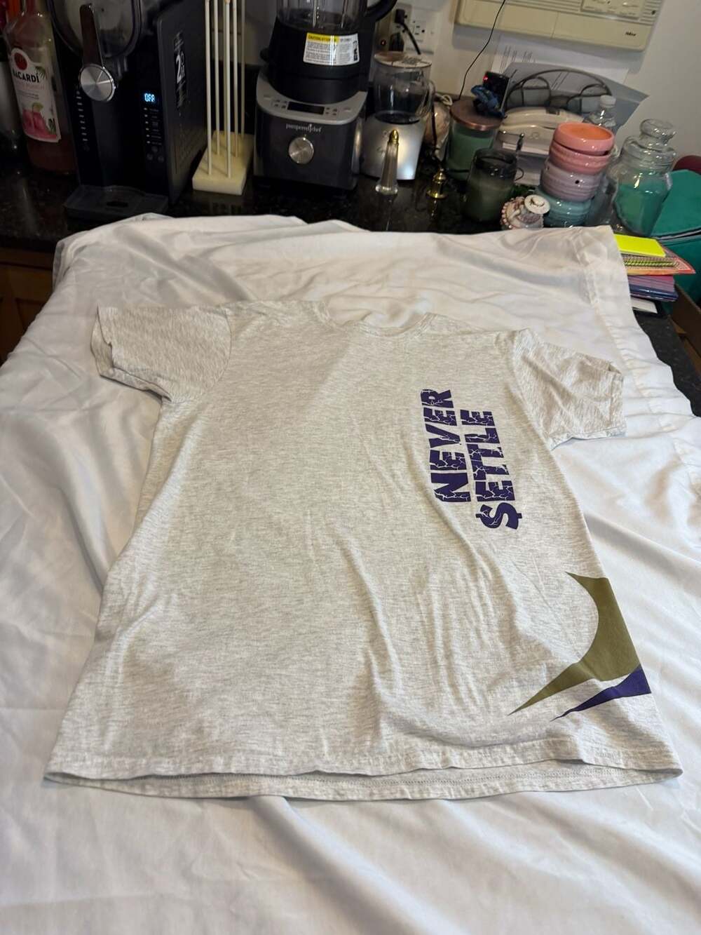 Vintage Never Settle Graphic T-Shirt Gray Heather Purple Dollar Sign